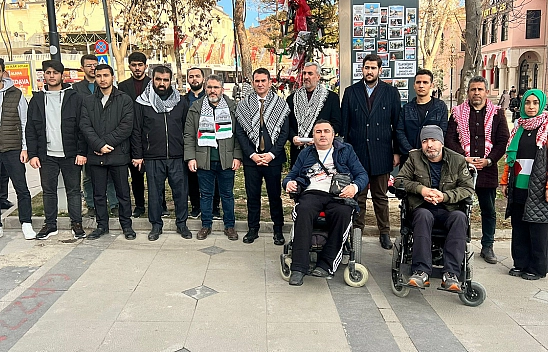 Elazığ'da yılbaşı kutlamaları protesto edildi