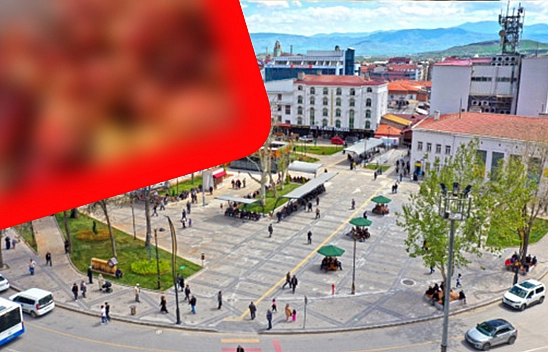 Elazığ'da yılın ilk meyvesi tezgahlarda yoğun ilgi gördü