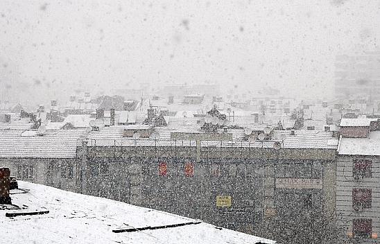 Elazığ'da yoğun kar yağışı başladı