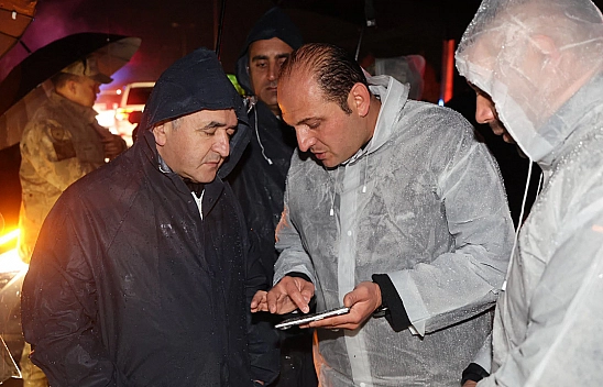 Elazığ'da yoğun yağış: 30 noktada su baskını