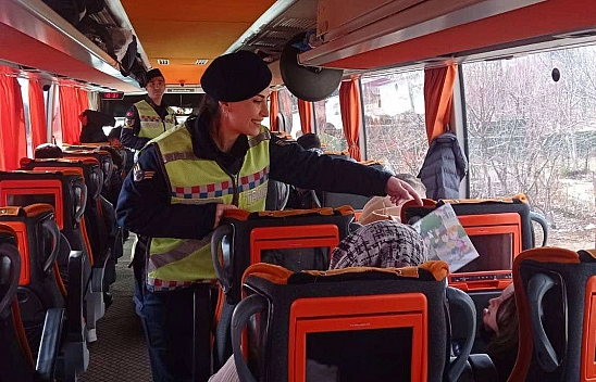 Elazığ'da Yolculara Trafik Eğitimi Verildi