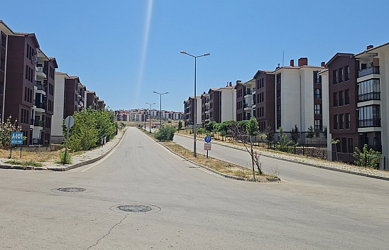 Elazığ'da yollar boş kaldı