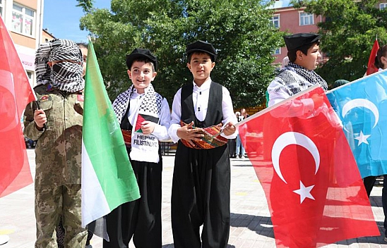 Elazığ'da Yüzlerce Öğrenci ve Veliden Anlamlı Etkinlik