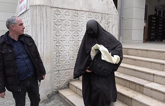 Elazığ'da Zabıtayı Görünce Çil Yavrusu Gibi Dağıldılar