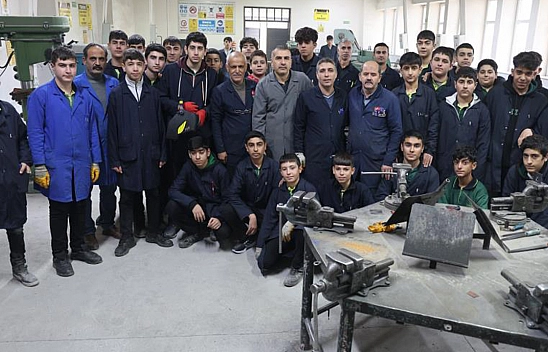 Elazığ'daki bu çocuklar, bir yılda 7 milyon ciro yaptı!