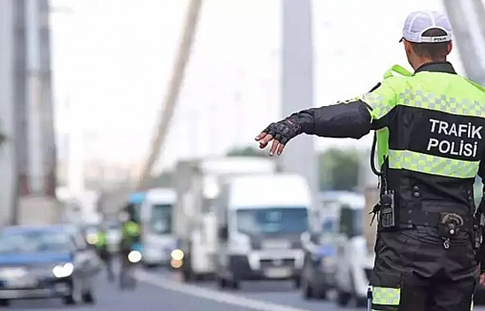 Elazığ'daki Bütün Sürücüleri Şaşırtan Karar: Ehliyetiniz Elinizden Alınabilir!