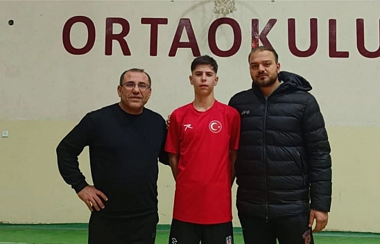 Elazığ'dan Beşiktaş'a üçüncü transfer: Selim Zekeriya Özdemir