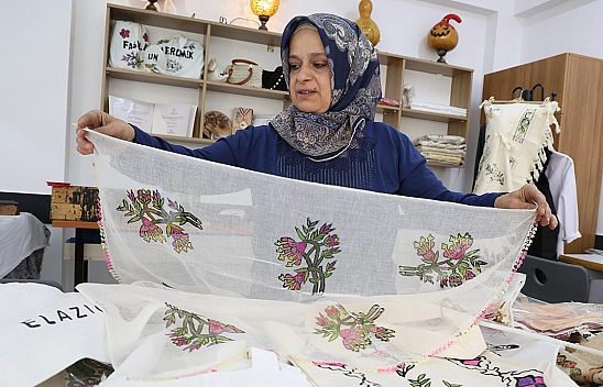 Elazığ'ın asırlık sanatı Çit baskıyı geleceğe taşıyor