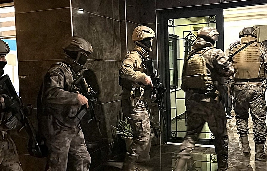 Elazığ'ın da Aralarında Bulunduğu 13 İlde FETÖ Operasyonu: 78 Gözaltı