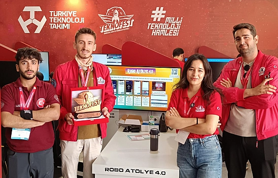 Elazığ'ın Gururları: Robo Atölye 4.0, Teknofest'ten ödülle döndü!