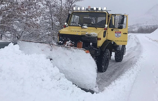 Elazığ'ın Karla İmtihanı Sürüyor