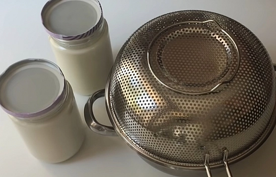 Elazığ'ın köylerinde yoğurt bu şekilde yapılıyor. Taş gibi yoğurt yapmanın sırrını saklamışlar!