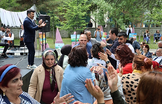 Elazığ'ın O Ses Türkiye Finalisti Söyledi, Özel Bireyler Kurtlarını Döktü