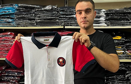 Elazığ'ın Öğrencilerini Onlar Giydiriyor