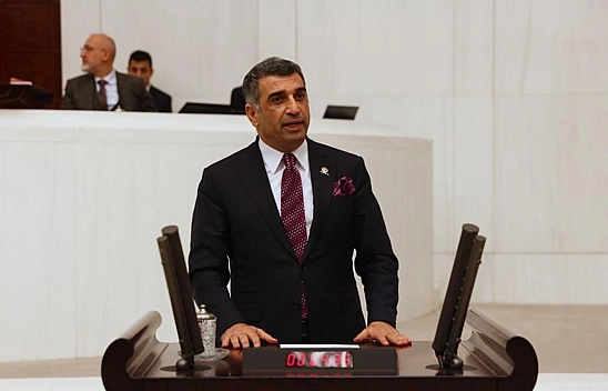 Elazığ'ın üzümü üreticinin elinde değersizleştirilemez