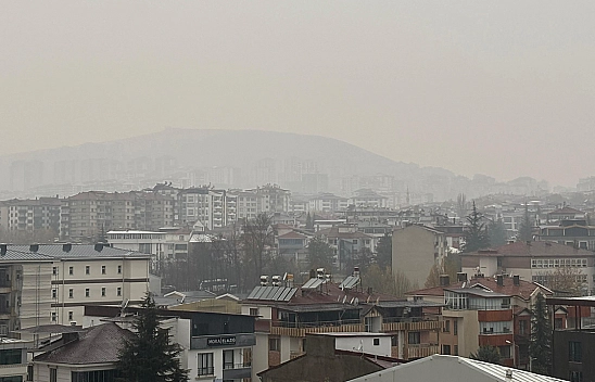 Elazığ'ın yüksek kesimlerinde sis etkili oldu