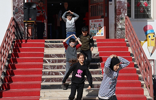 Elazığ İsmetpaşa İlkokulu'nda 5.5 Büyüklüğünde Deprem Meydana Geldi