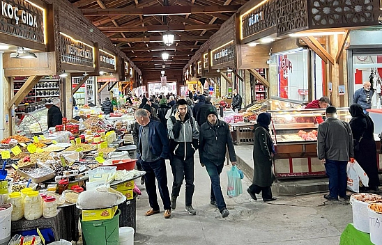 Elazığ Kapalı Çarşı'da Ramazan Yoğunluğu