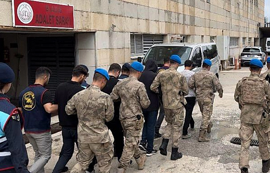 Elazığ Merkezli Dolandırıcılık Operasyonunda 12 Şüpheli Yakalandı