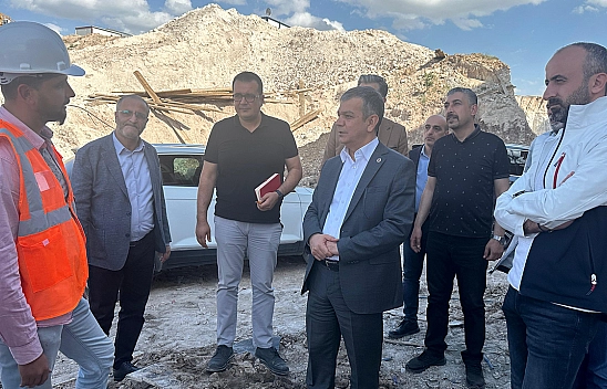 Elazığ Milletvekili Prof. Dr. Erol Keleş, Mahalle Ziyaretlerini Sürdürüyor