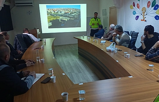 Elazığ Polis Ekipleri Tarafından Sürücülere Eğitim Verildi