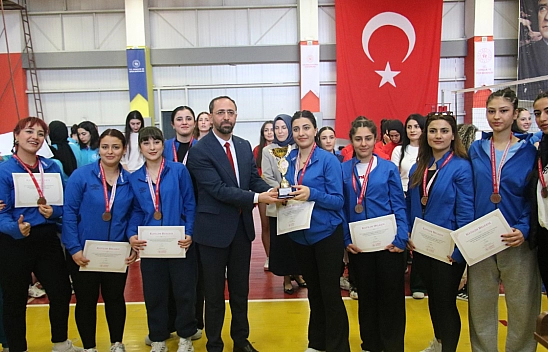 Elazığ takımları Yurtlig'de göz doldurdu: Sporun her alanında zirvedeyiz