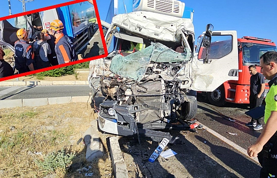 Elazığ tırlar çarpıştı: 1 yaralı
