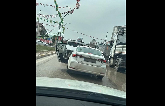 Elazığ Trafiğinde Hayrete Düşüren Görüntüler