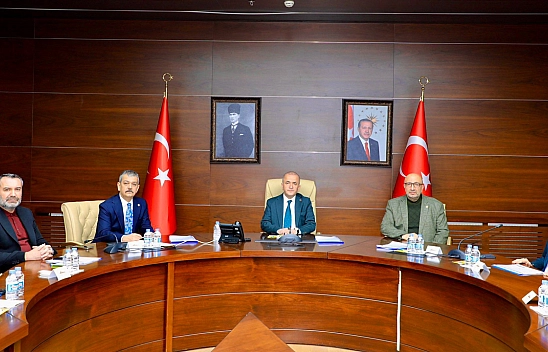 Elazığ Valisi Hatipoğlu'ndan hızlı tren açıklaması