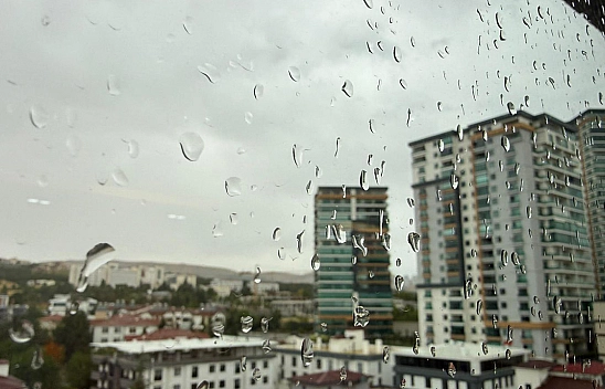 Elazığ yaza ağlayarak veda Etti