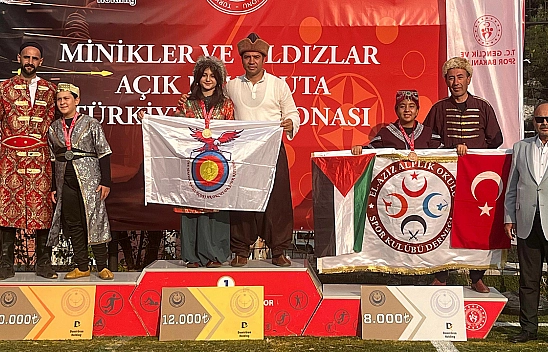 Elazığlı Buğlem Sare'den yeni bir Türkiye derecesi