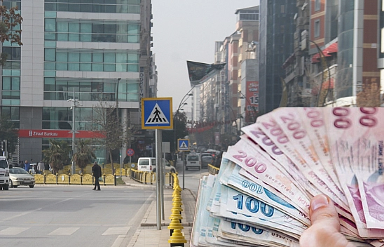 Elazığlı Ev Hanımlarına 15 Bin Lira Destek
