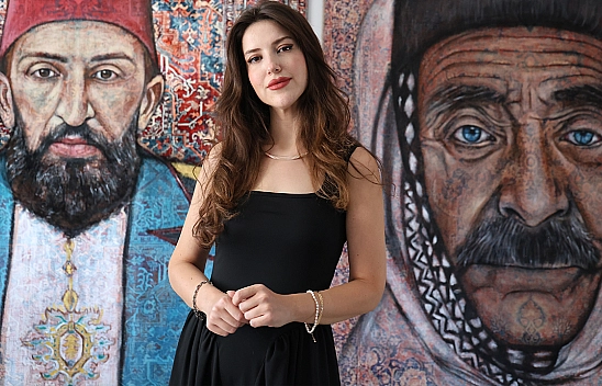 Elazığlı genç mühendis, halıya işlediği portrelerle sanatını dünyaya taşıdı