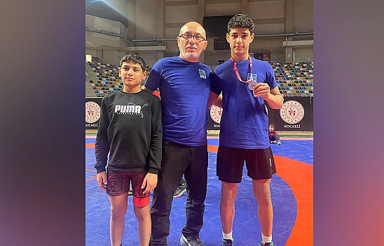 Elazığlı güreşçi milli takım kampında