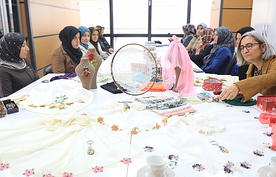 Elazığlı kadınların gelenekten geleceğe yolculuğu