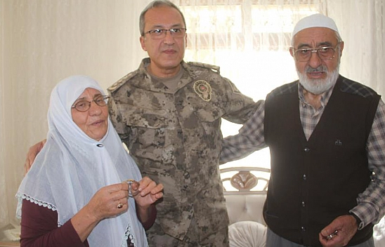 Elazığlı Şehidin Emanetleri Emin Ellerde!