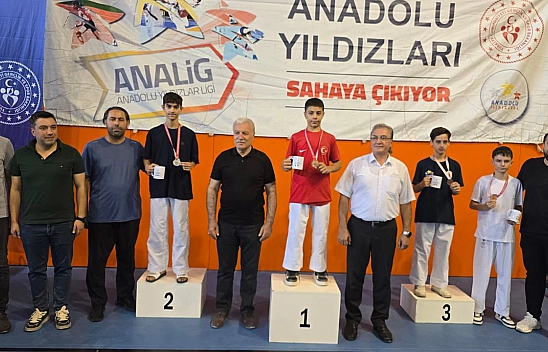 Elazığlı sporcudan karate'de Türkiye ikinciliği