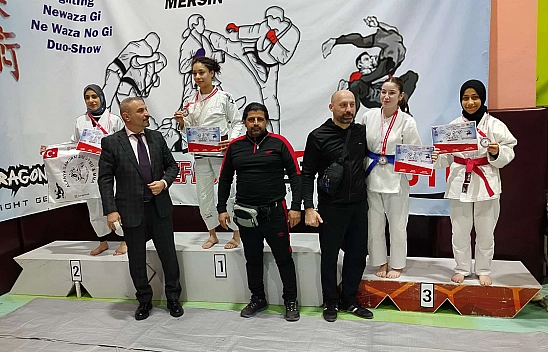 Elazığlı sporculardan tarihi başarı