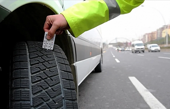 Elazığlı sürücülere kritik uyarı: Zorunlu kış lastiği uygulaması yarın başlıyor
