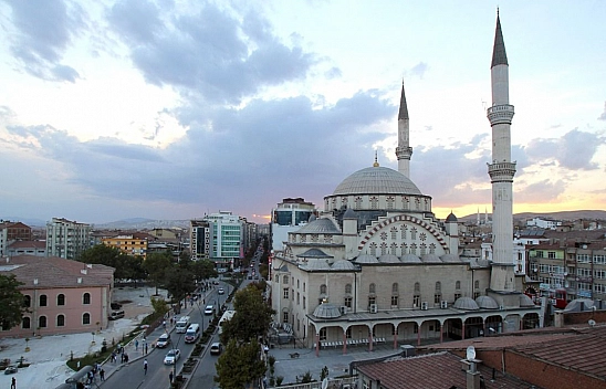 Elazığlılar Elinizde Patlayabilir!