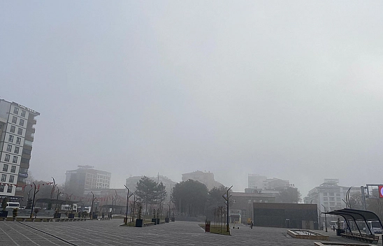 Elazığlılar güne sisle uyandı