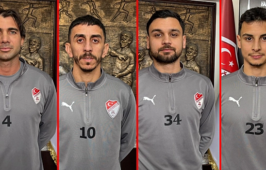 Elazığspor'da hedef Play-Off: Oyuncular takım uyumu ve mücadeleyi konuştu