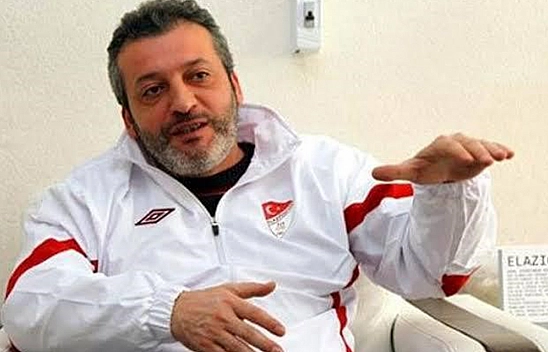 Elazığspor eski sportif direktörü özgür Öztürk vefat etti