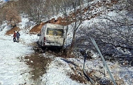 Elazığspor Taraftarları Deplasman Yolunda Kaza Geçirdi