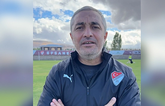 Elazığspor'un yeni teknik direktöründen taraftara ilk mesaj