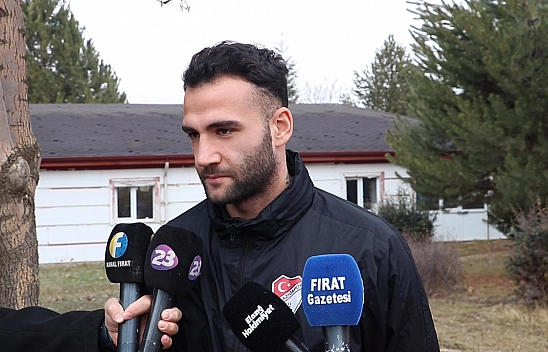 Elazığspor'un yeni transferi Sol Bek Oyuncusu Ömer Çakı 'Memleketimin formasını giyecek olmaktan dolayı heyecanlıyım'