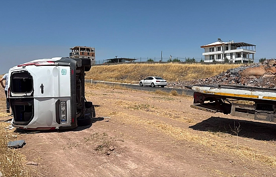 Engellileri taşıyan minibüs devrildi! 19 Yaralı