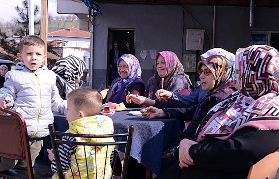 Erkeklerin Dışarı Çıkması Yasaklandı!