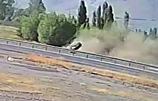 Erzincan'da Elazığlı ailenin karıştığı kazanın görüntüleri ortaya çıktı: 1 ölü, 4 yaralı