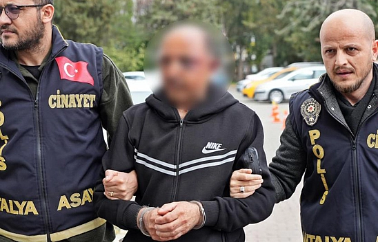 Eşini 8 Bıçak Darbesiyle Öldürdü: 'Pişman Değilmiş!'